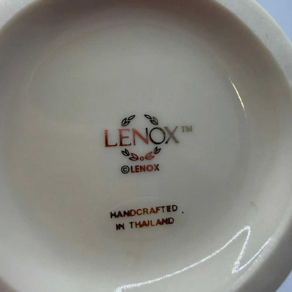 Lenox Ivory Rose Bud Vase Gold Trim Embossed Floral Porcelain Vase 7.5